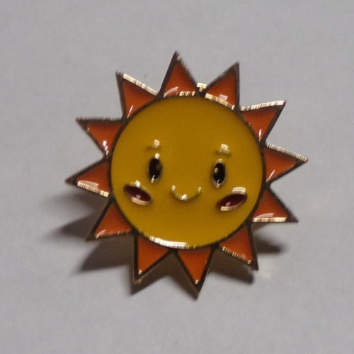Smiling Cartoon Sun Hat Tie Tac Lapel Pin Brooch - New In Pack