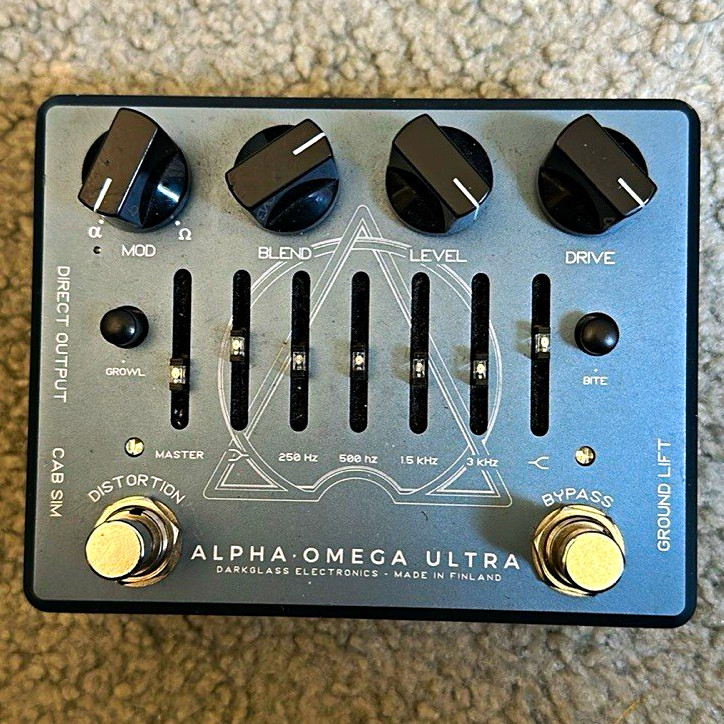 Darkglass Electronics Alpha Omega Ultra Analog Bass Preamp Distortion Pedal