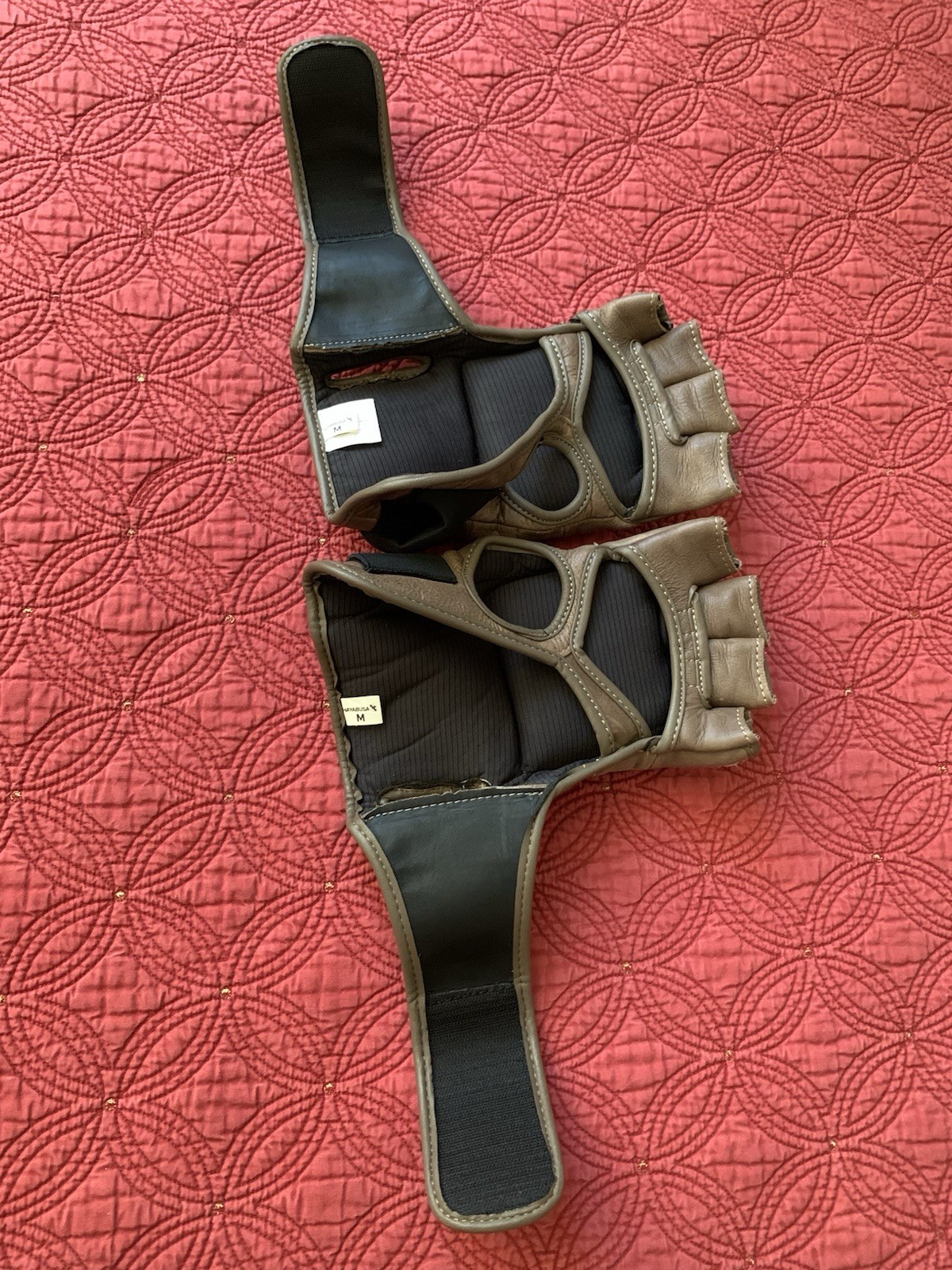 Hayabusa T3 4oz MMA Gloves, Size MEDIUM
