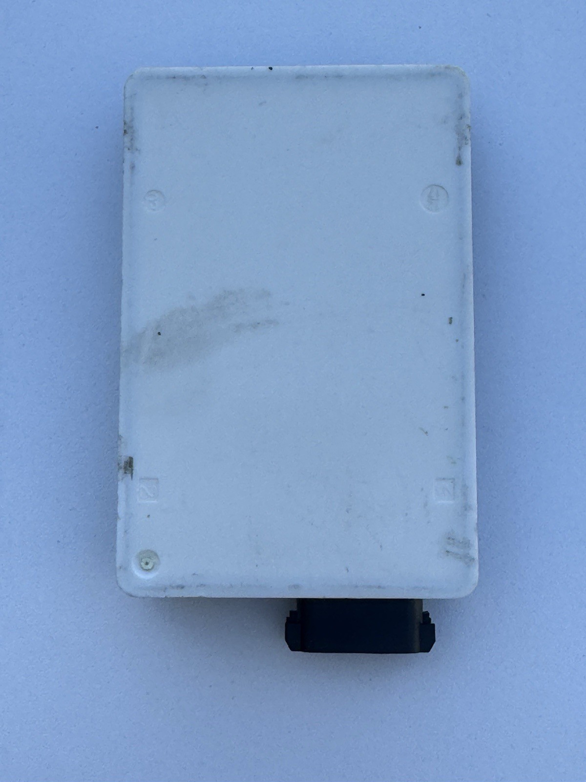 2015-18 Dodge Charger Rear Left Side Blind Spot Radar Sensor Module 68303026ab