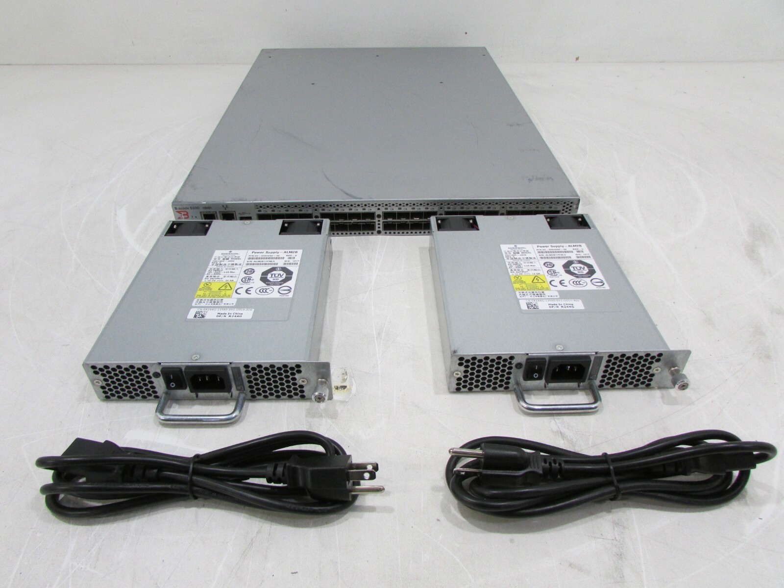 Brocade DL-5120-0001 5100 Series 5120 40-Port SFP Fibre Channel Switch