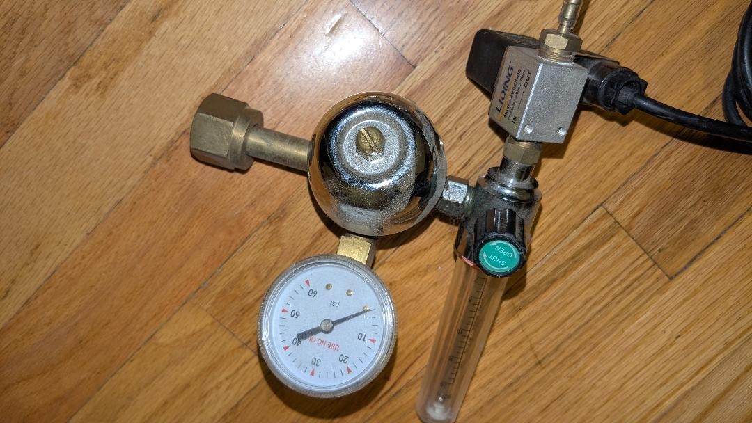 Hydrofarm (CO2) Carbon Dioxide System Regulator Liding 2V025-08