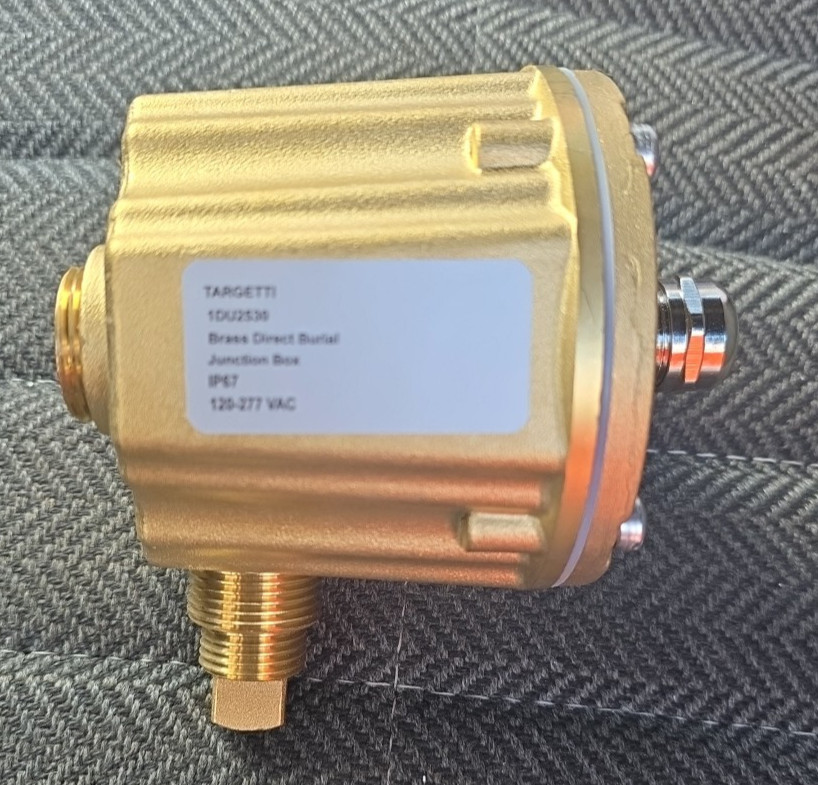 Targetti - 1DU2530 Direct Burial Brass Junction Box 3/4" & 1/2" NPT - Ships Free
