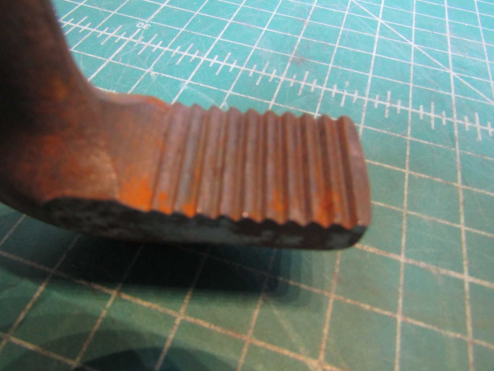 1 – Ridgid hook jaw for 14 inch pipe wrench. NEW – Note: this has surface rust