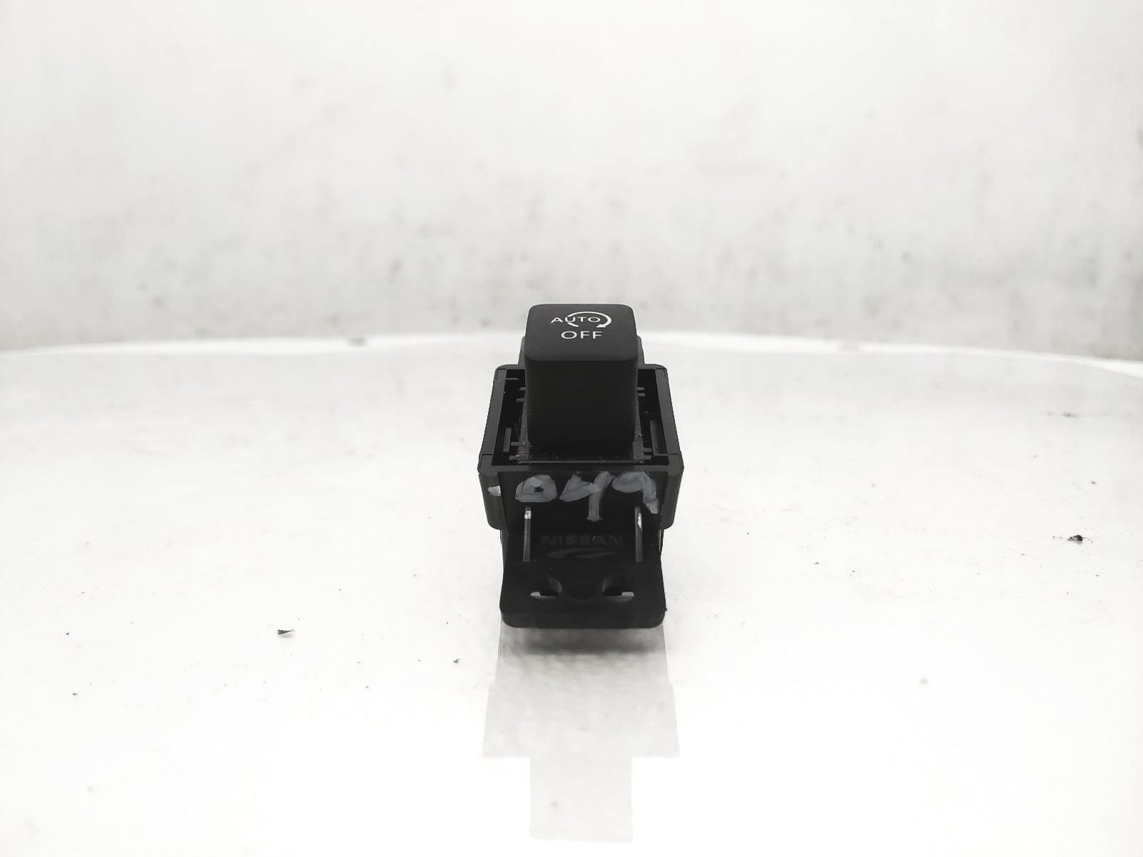 2022-2024 Nissan Pathfinder Auto Start / Stop Switch - Console Mounted