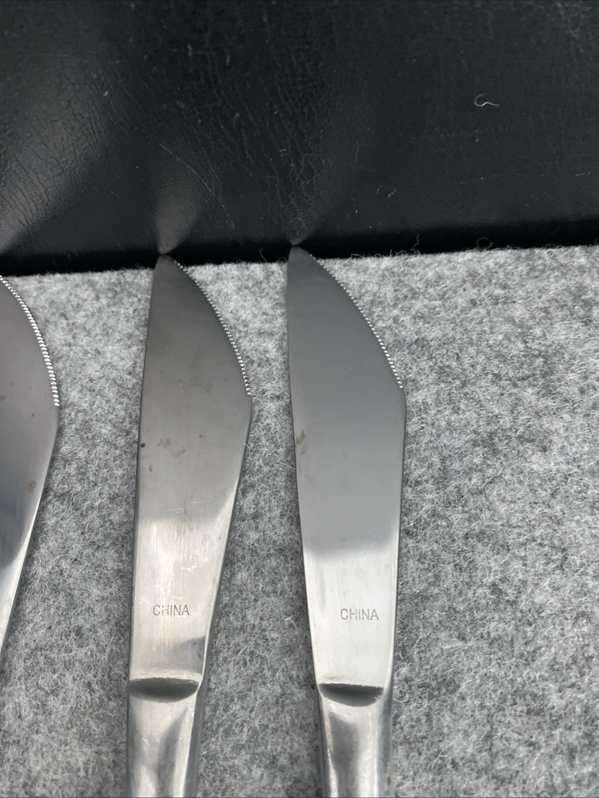 4 Retroneu 18/10 Stainless SILHOUETTE Flatware Modern Solid Knives