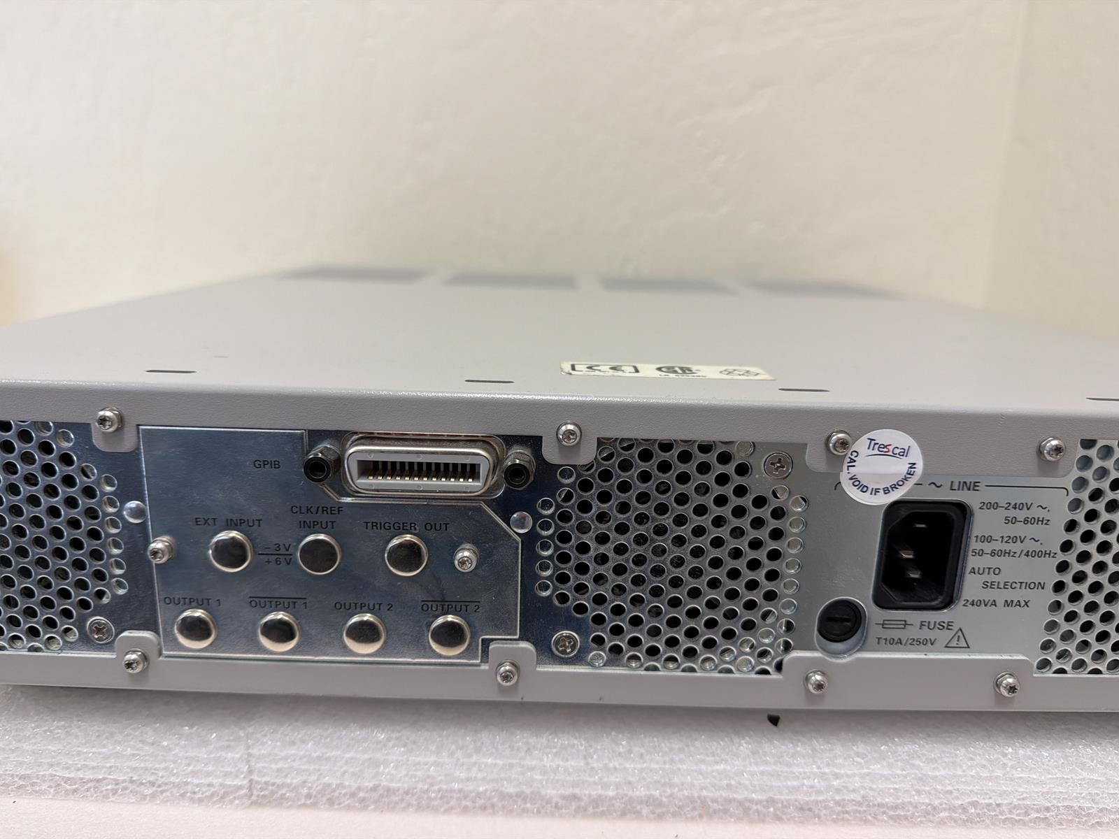 AGILENT TECHNOLOGIES 81130A PULSE DATA GENERATOR, NO FRONT PANEL