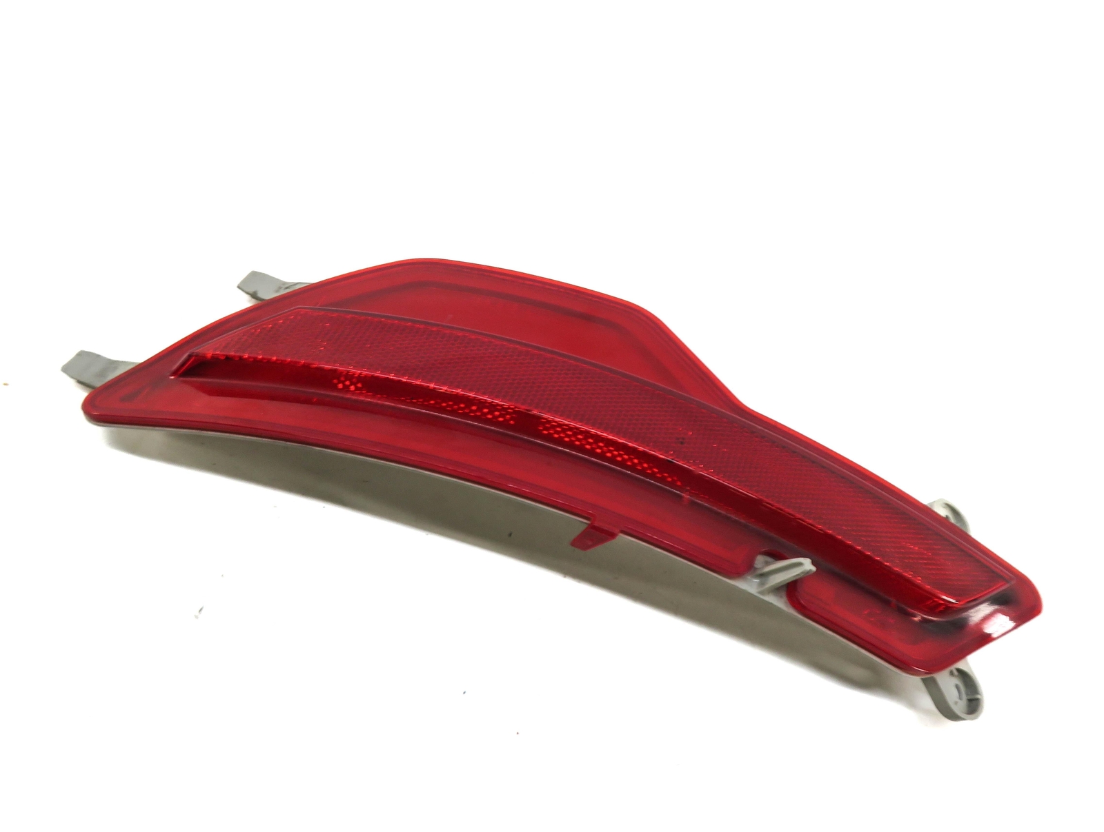 2009 BMW X6 (E71) LEFT DRIVER REAR LOWER BUMPER REFLECTOR MARKER