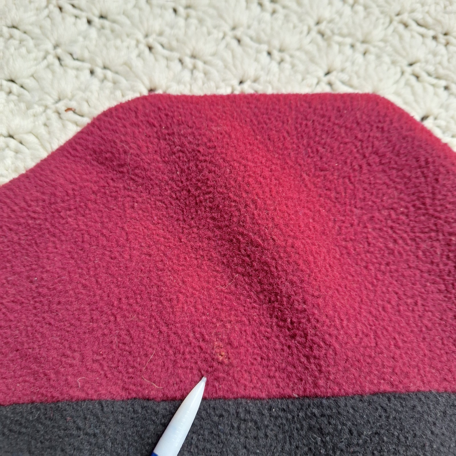Outdoor Research OR Peruvian Hat Gore Wind Stopper Red Black - Medium