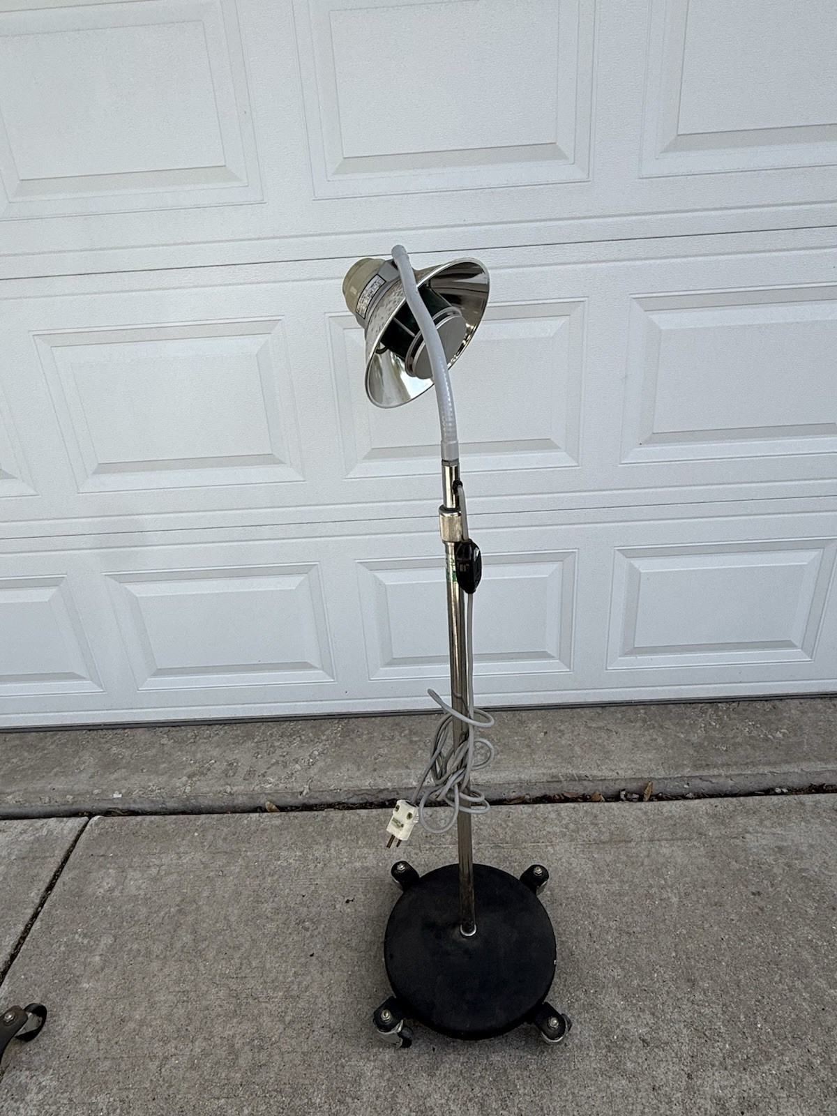 Cavitron Burton Dual Headed Examination/Surgical Light Vintage