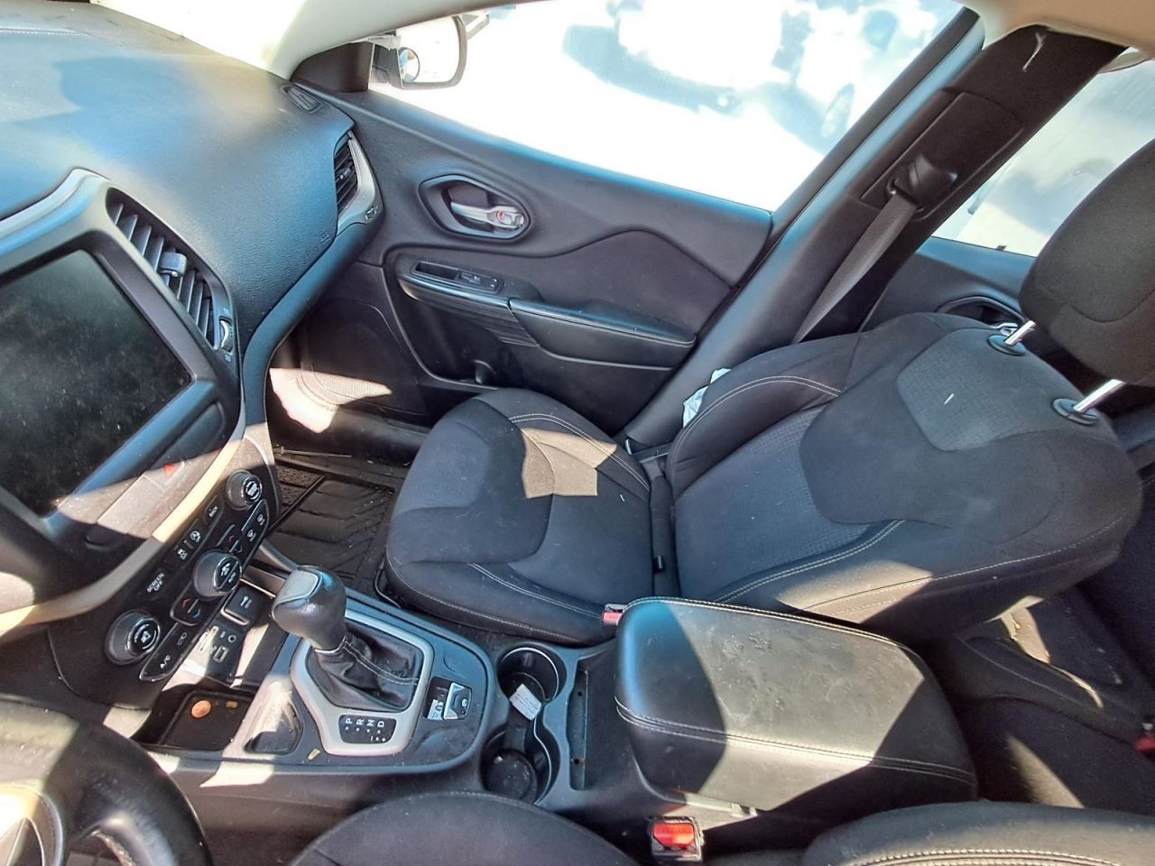 Driver Left Air Bag Front Driver Knee Fits 14-18 CHEROKEE 4863453