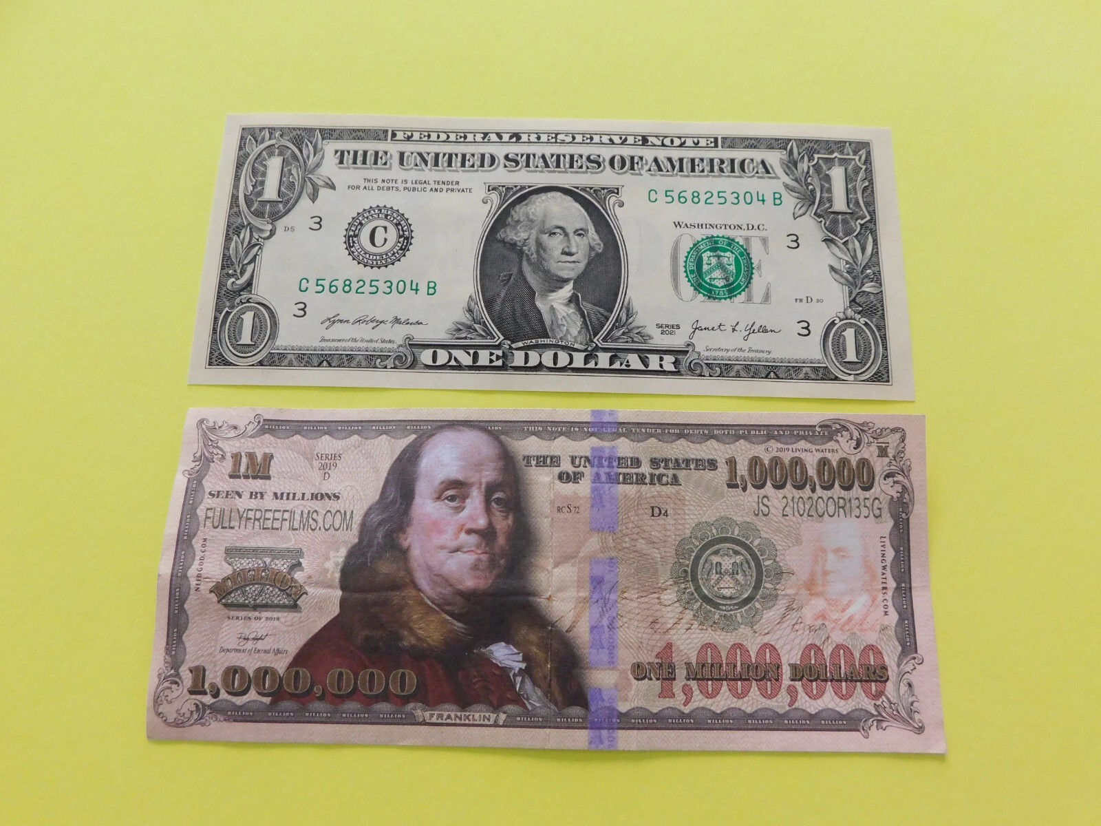 Franklin $1,000,000 Million Dollar Bill "In God We Trust" play money photo copy.