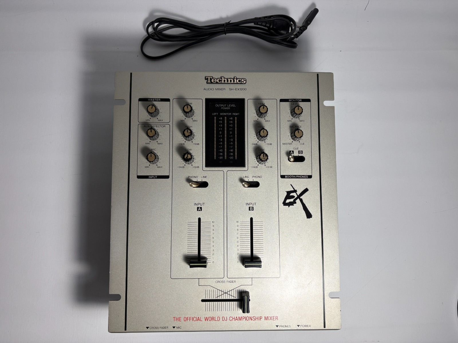 Technics SH-EX1200 Silver DJ Mixer 2 Channel DMC Scratch Battle