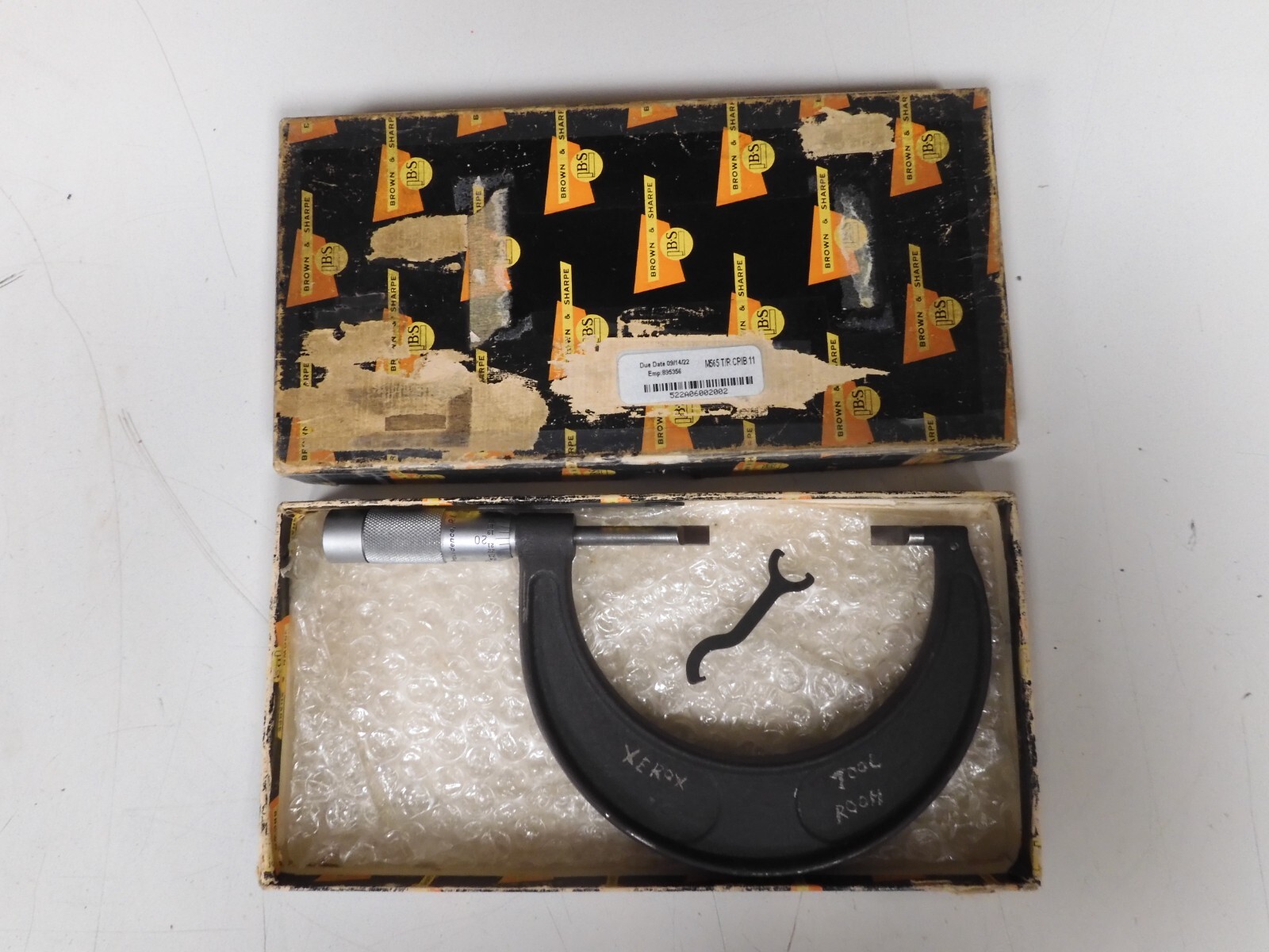 Brown & Sharpe - 2-3"/.001" Outside Diameter Blade Micrometer w/ box - PN53