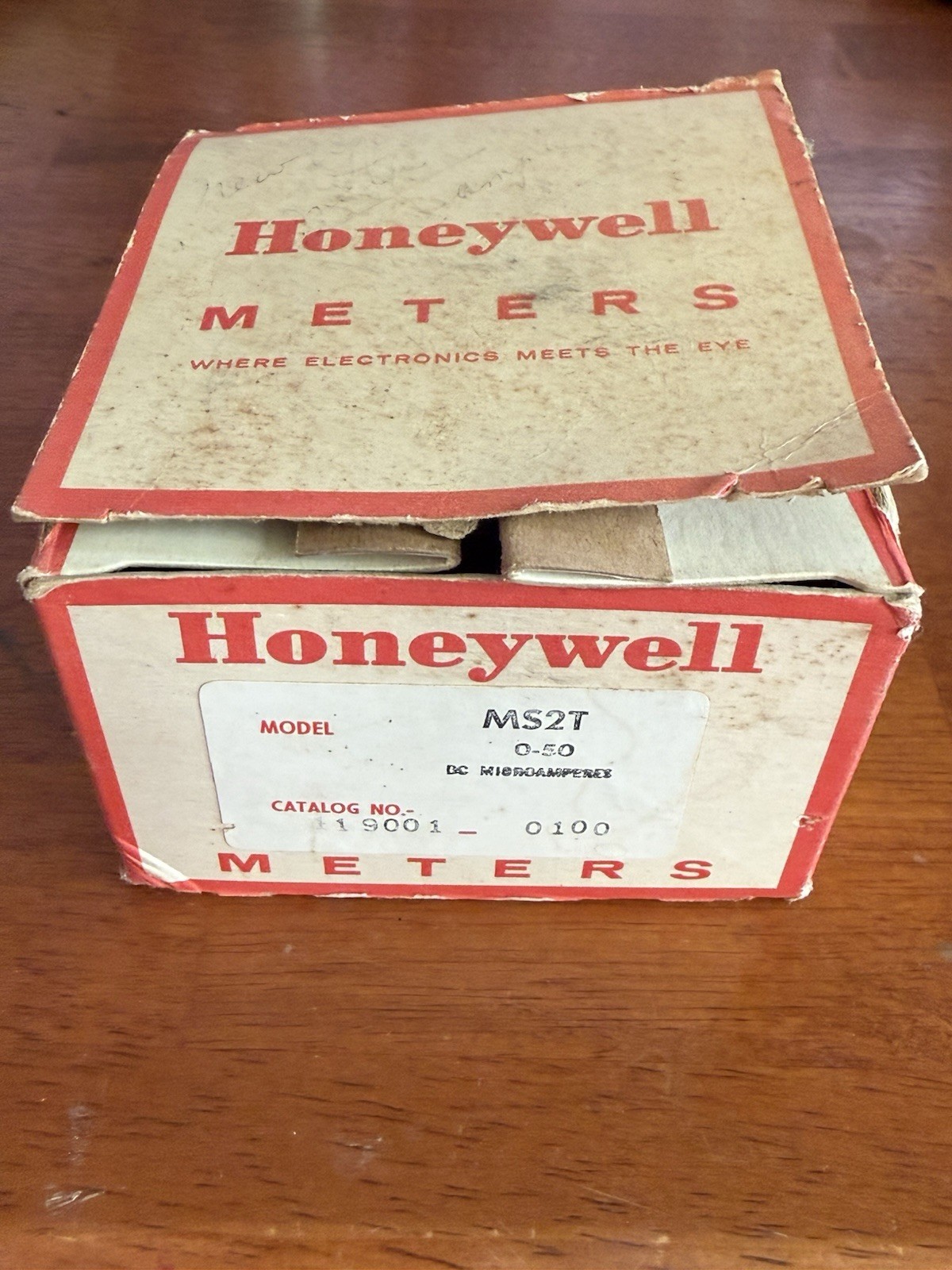 Honeywell Model MS2T analog  meter DC microammeter 0-50 DC In Box