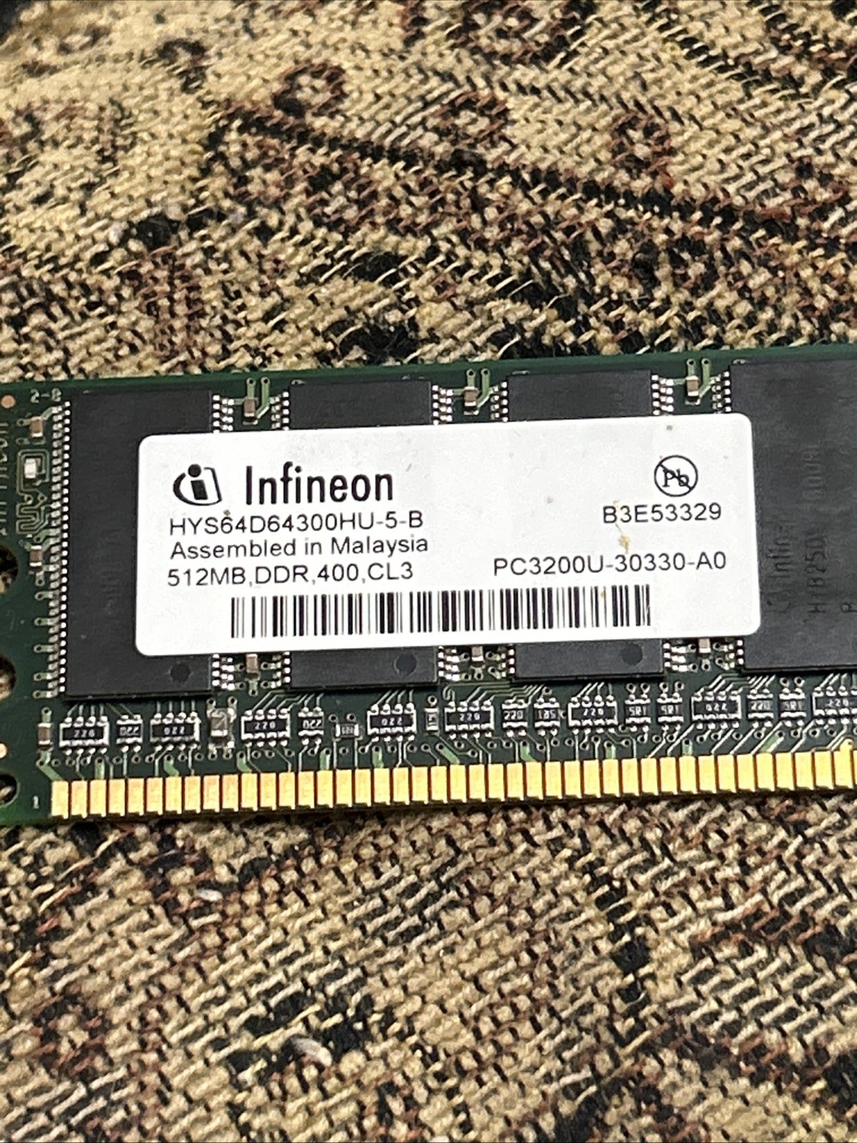 Infineon HYS64D64300HU-5-B Memory Board