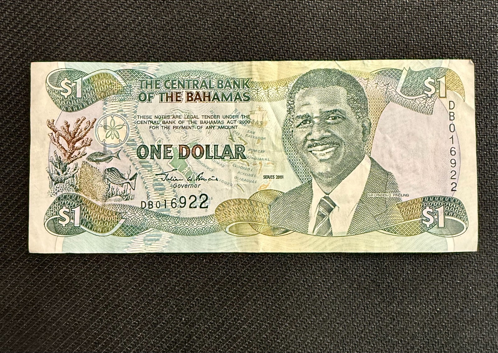 Bahamas 1 Dollar 2001 Circulated Serial #DB016922 Ships Free