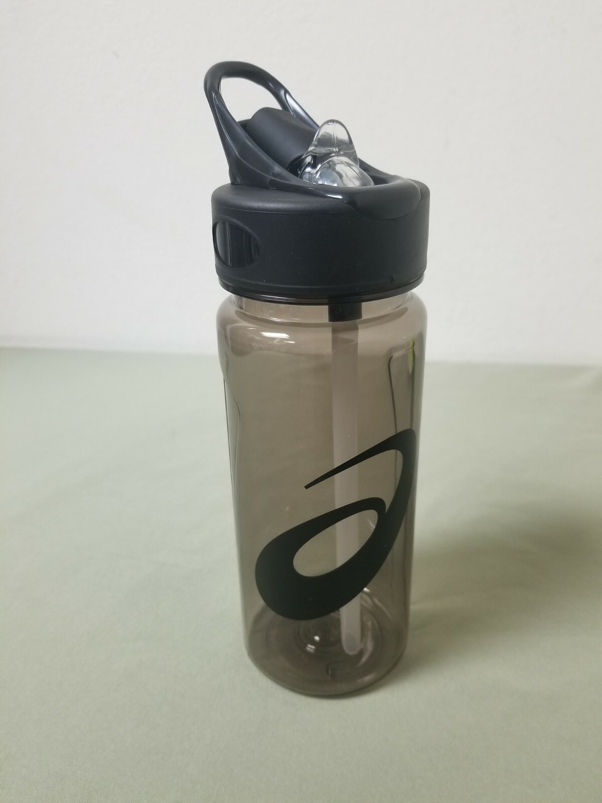 New Asics Fitness Training Sports Water Bottle.