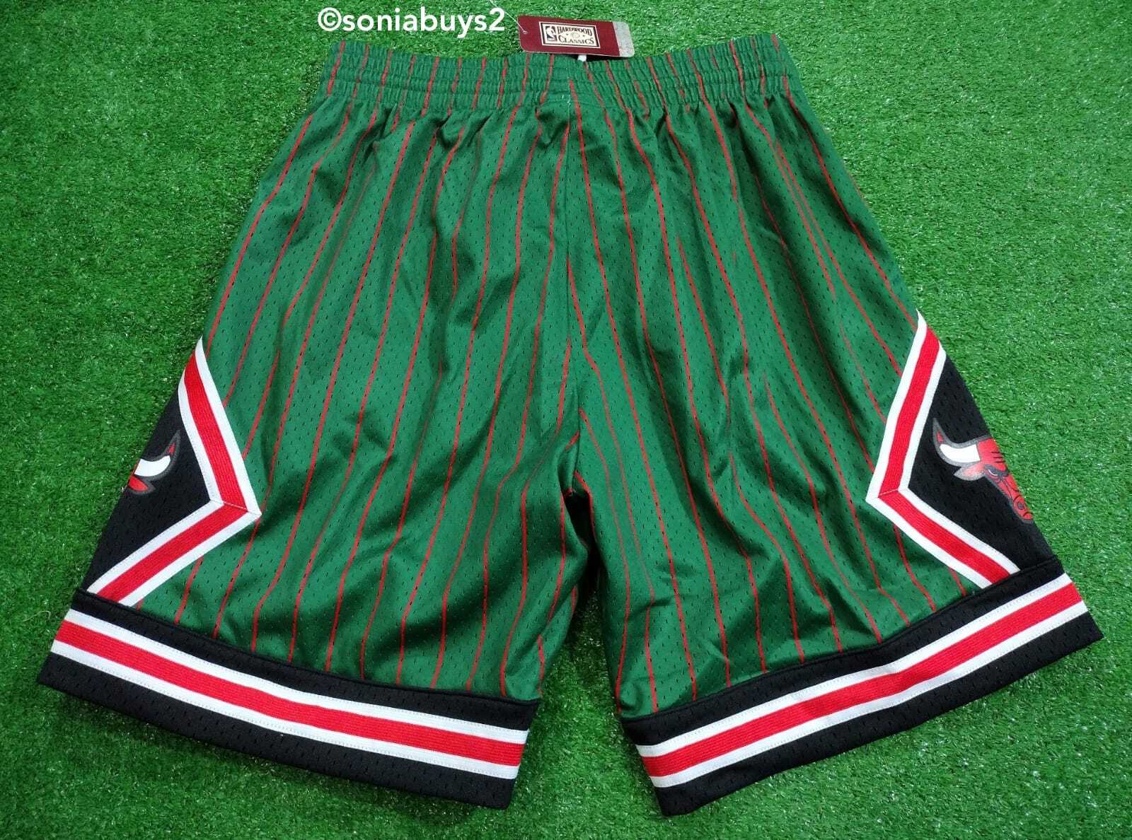 Mitchell & Ness Men's NBA Chicago Bulls '95 Reload Swingman Shorts, Green, Sizes