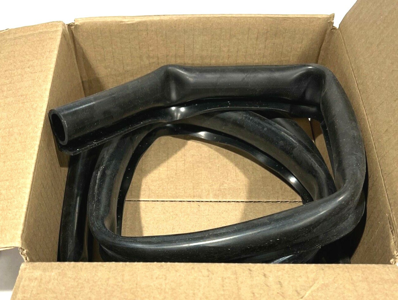 Plain Sealing Strip 1059145 68.89" Long 4900611 One Piece