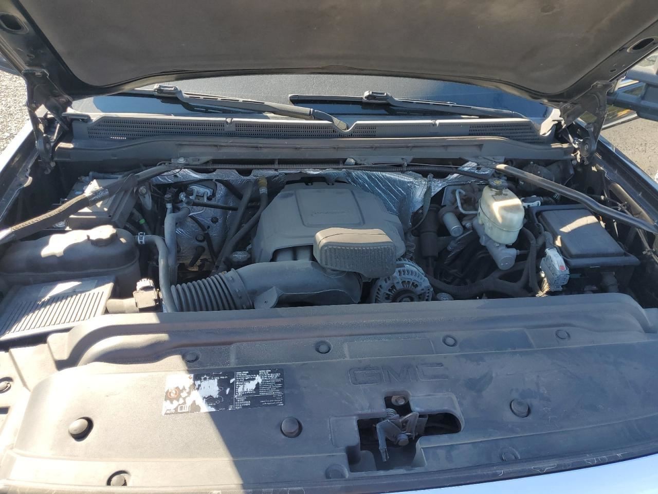 SIERRA250 2015 Glove Box 4916264