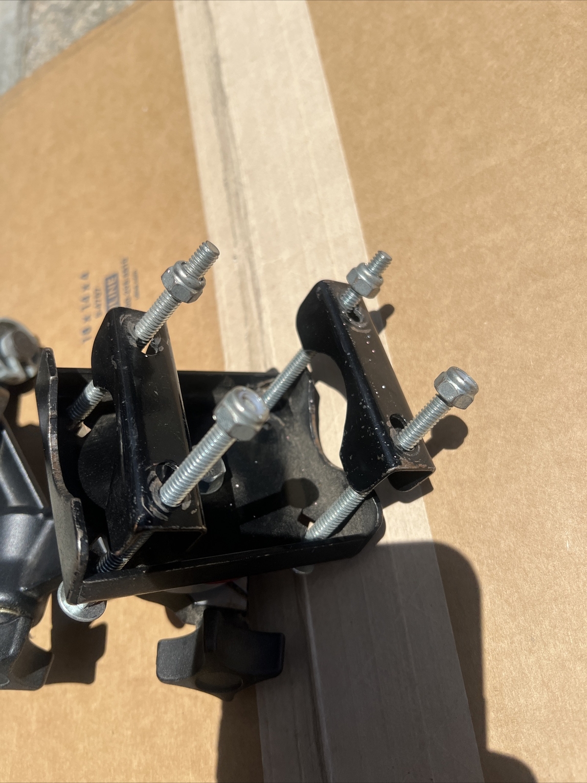 I/O Port Medium/Large Camera Mount Roll Bar