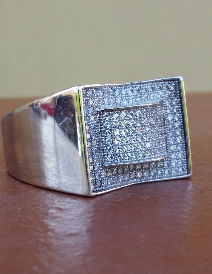 925 MEN SOLITAIRE PAVED SILVER RING