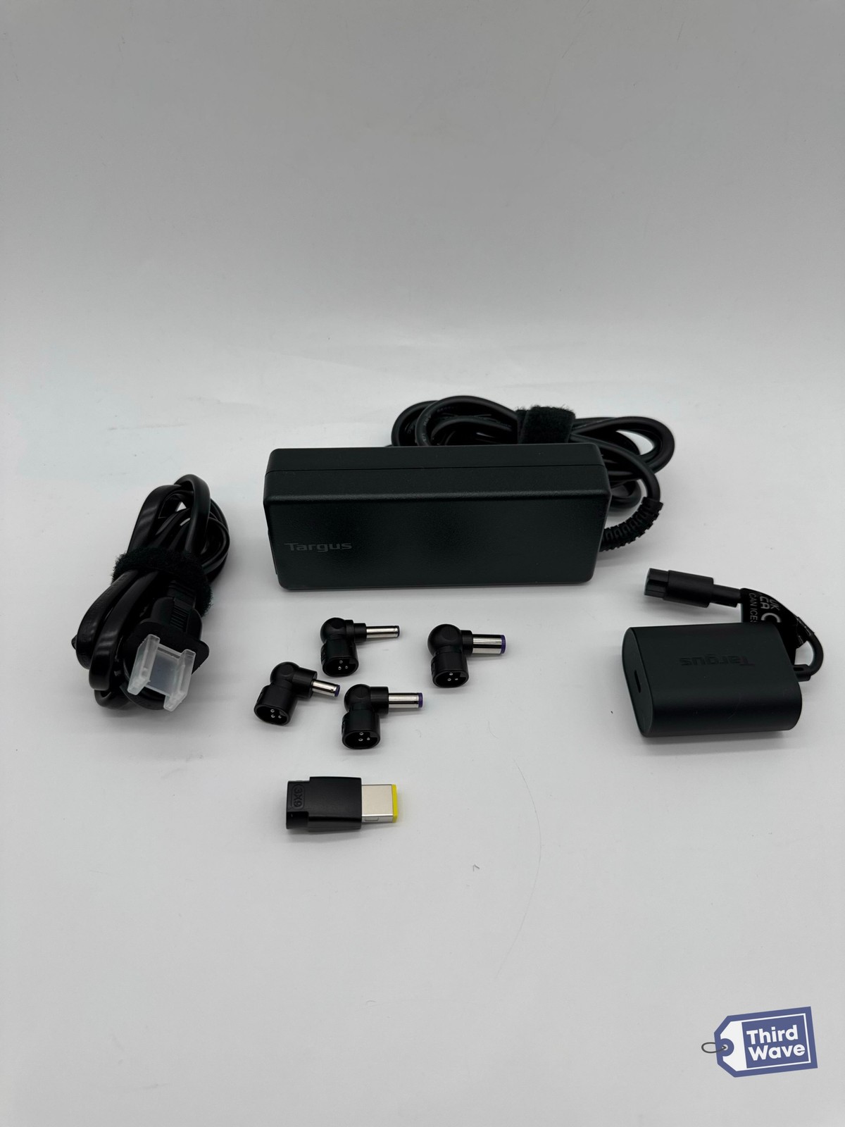 Targus Universal Charger all USB-C DevicesBlackOutlet Adapter 4.5A Power