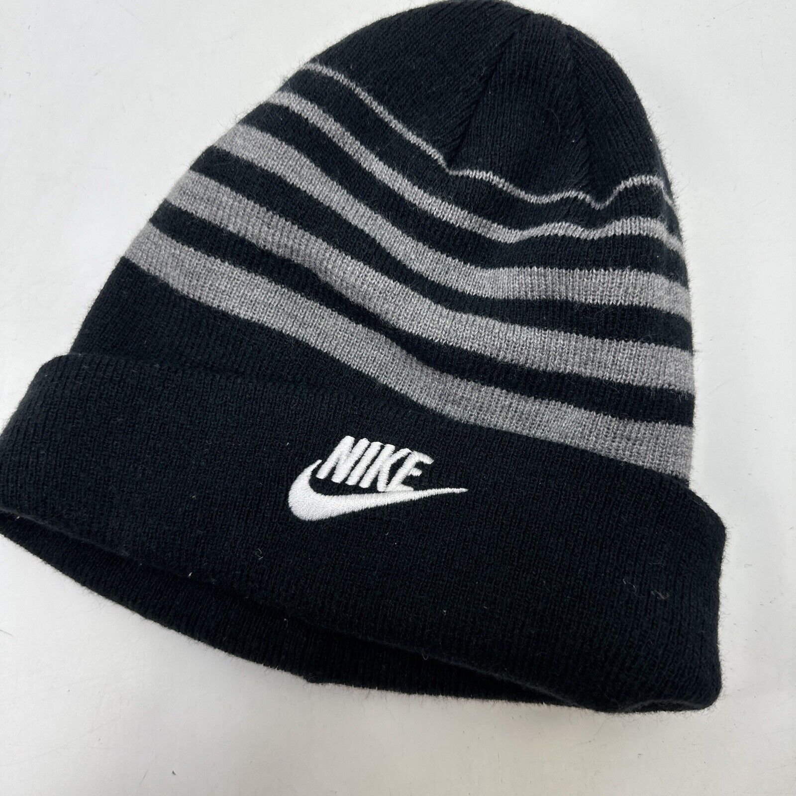 Nike Youth Beanie Ball Cap Hat Fitted One Size Black Grey