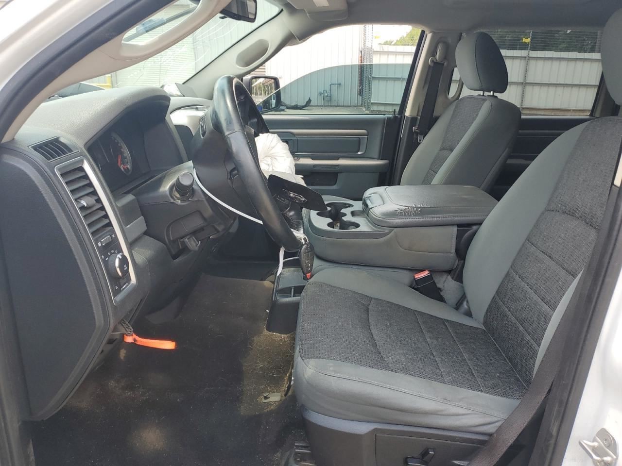 TDODR1500 2015 Glove Box 4741829