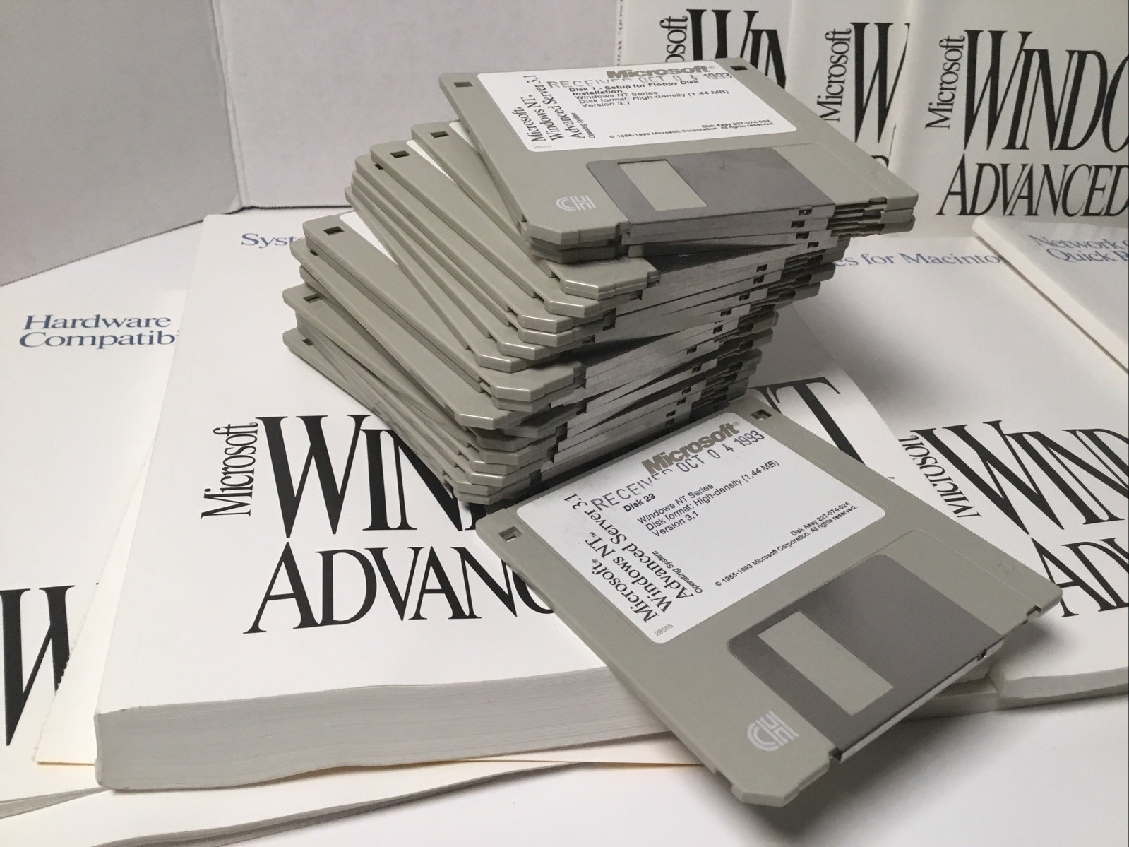 Microsoft Windows NT Advanced Server 3.1 Promotional Sample Large Box.