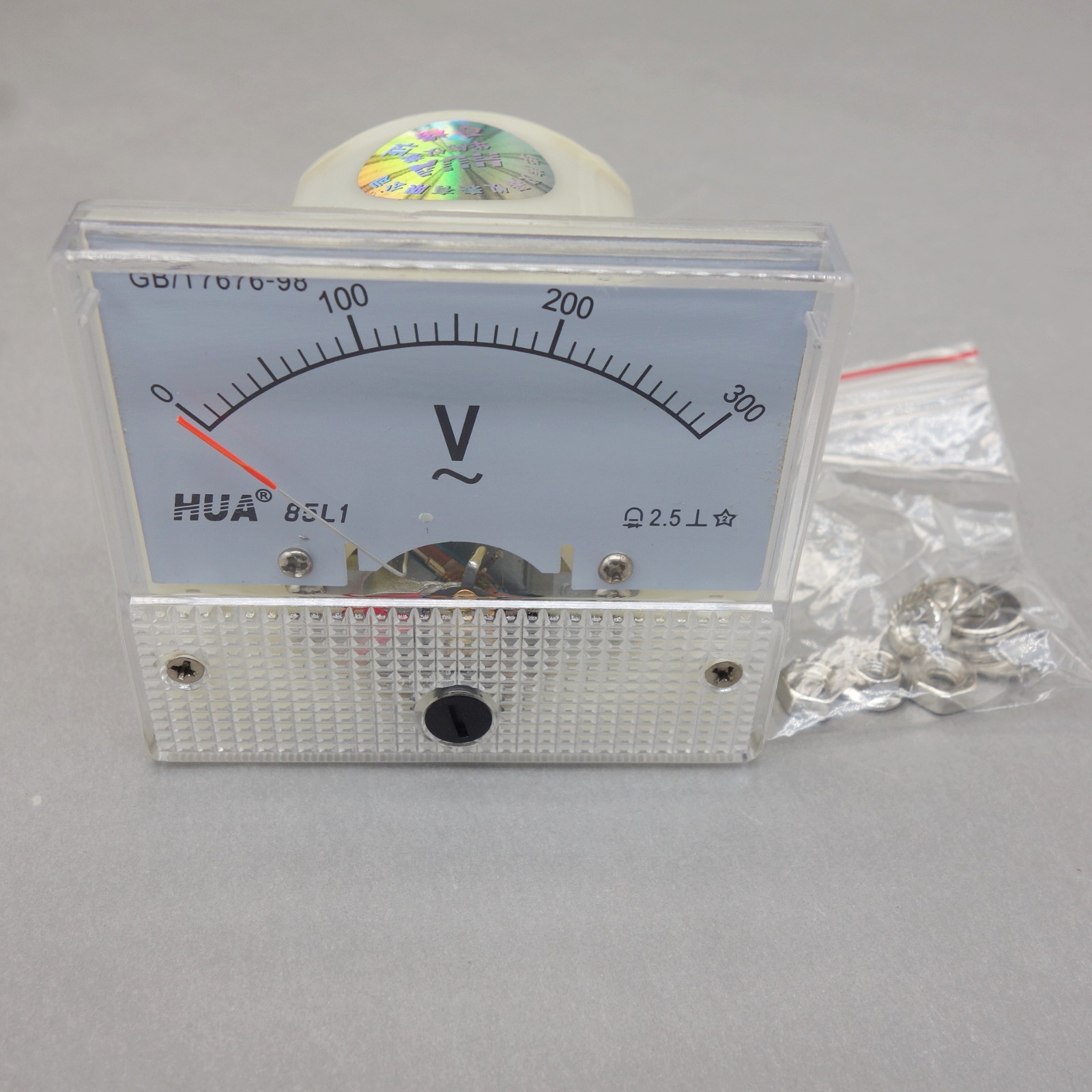 1PC AC 0-300V Analog 85L1 56*64MM Voltage Analogue Panel meter Direct connnect