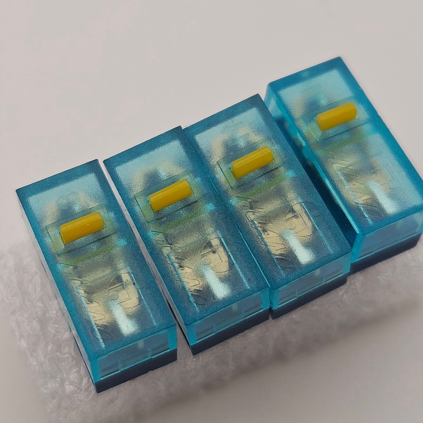 (4 PCs) Huano Transparent Blue shell yellow dot Mouse Micro-Switch 30m gaming