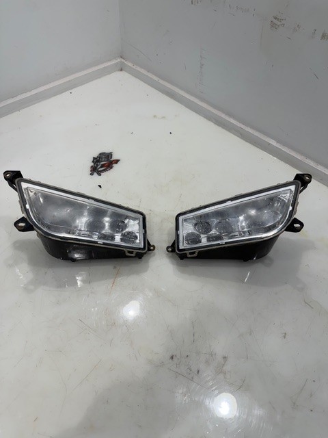 2016 16 Polaris RZR XP4 1000 EPS OEM Front Headlights 5862990L 5863000R