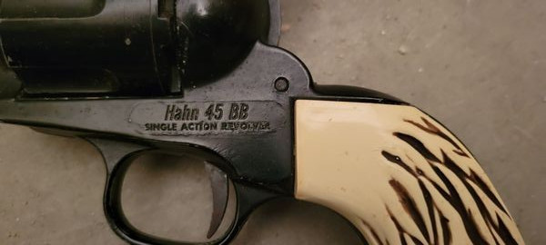 Hahn 45 Co2 BB Single Action Air Gun