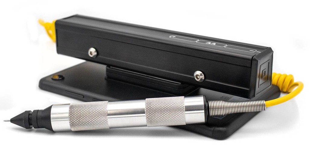 Longacre Racing 50650 Tire Pyrometer Includes: 7 Tablet Clipboard Silver Case