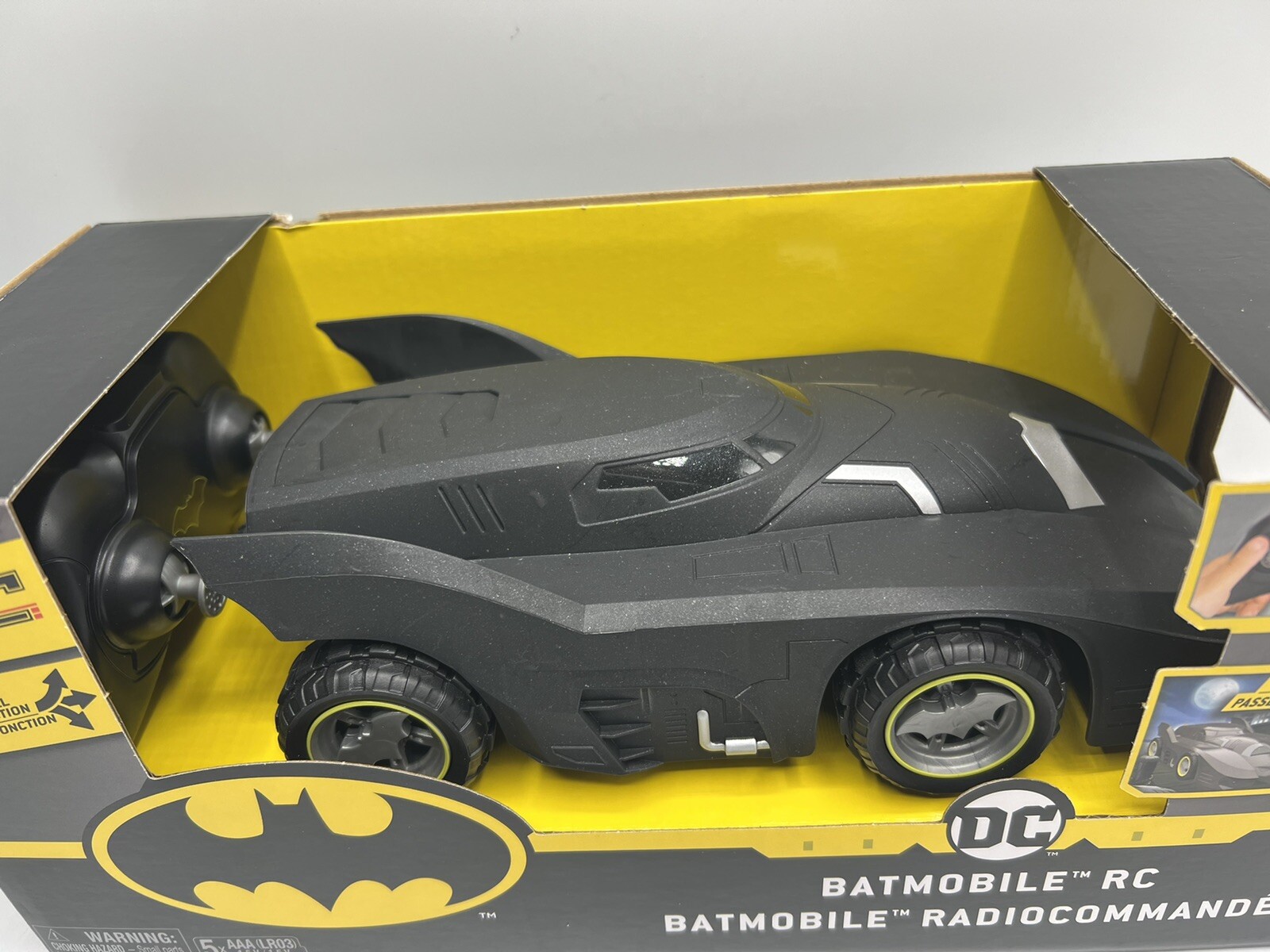 Batman Batmobile RC Full Function Remote Control Car Easy To Drive Approx. 9"