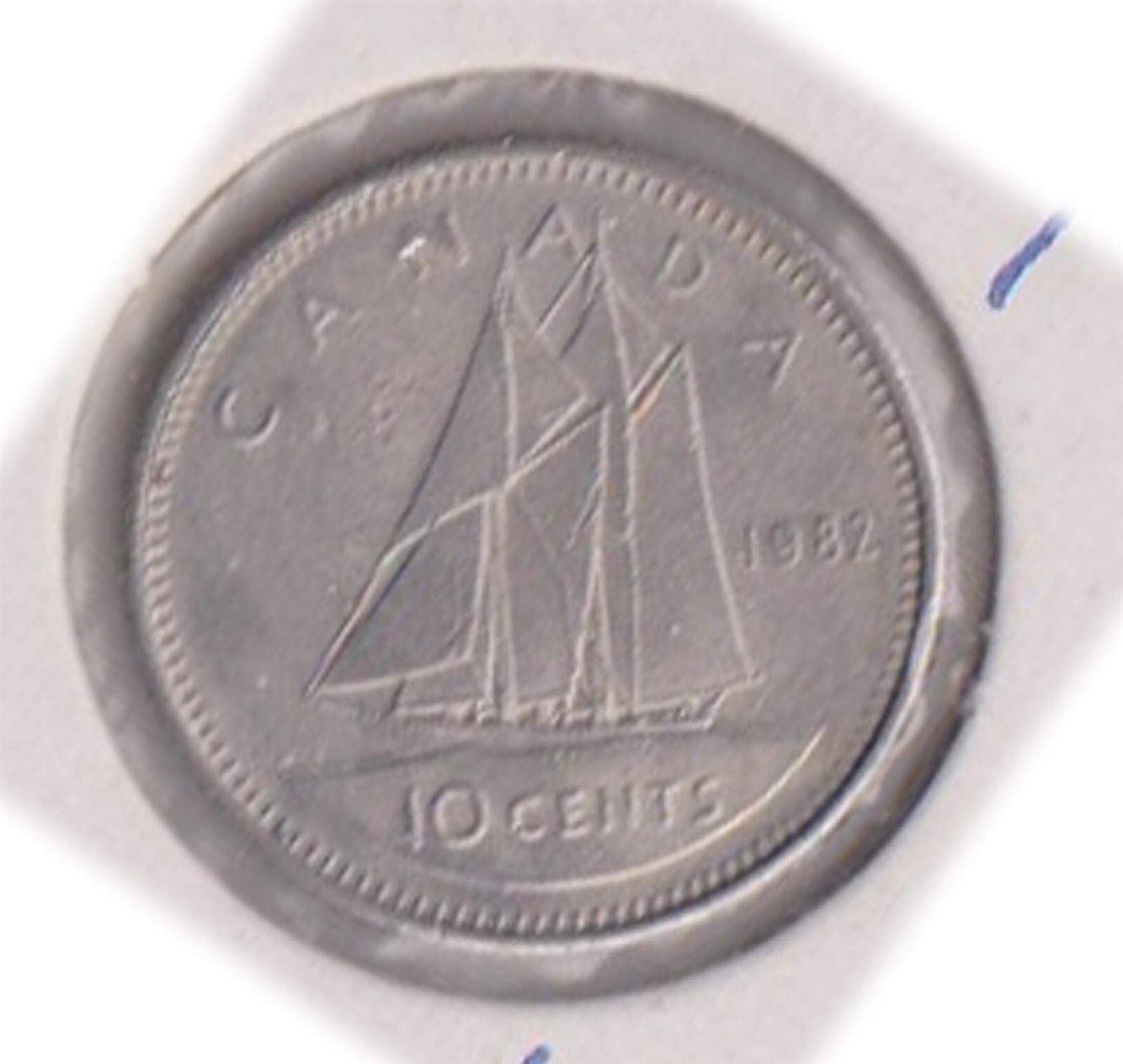 (H205-148) 1982 Canada 10c coin (EW)