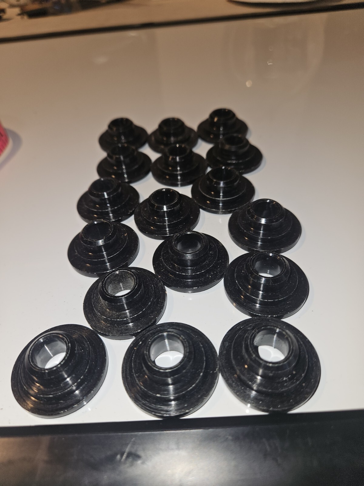 Aluminum Dual Valve Spring Retainers - 1.220 in. OD 0.620 in. 0.895 md ID Qty 16