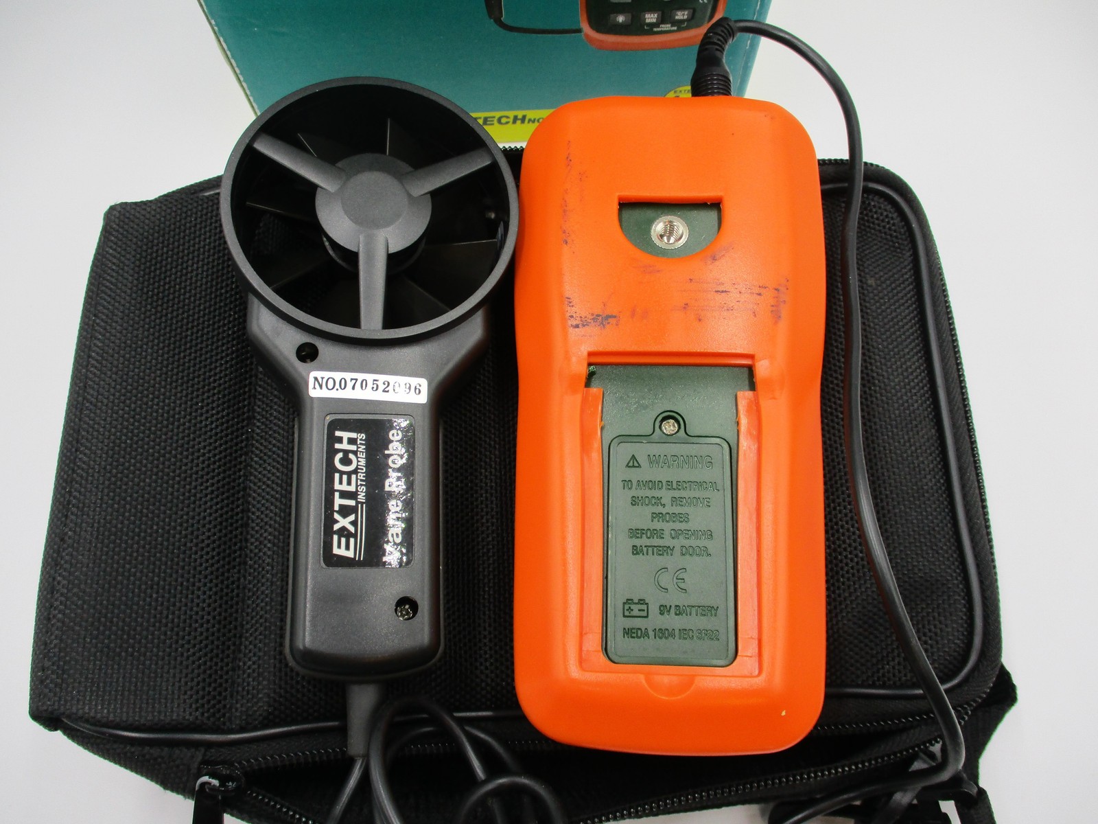 Extech AN100 CFM/CMM Thermo Anemometer Airflow Velocity Temperature Meter Tool