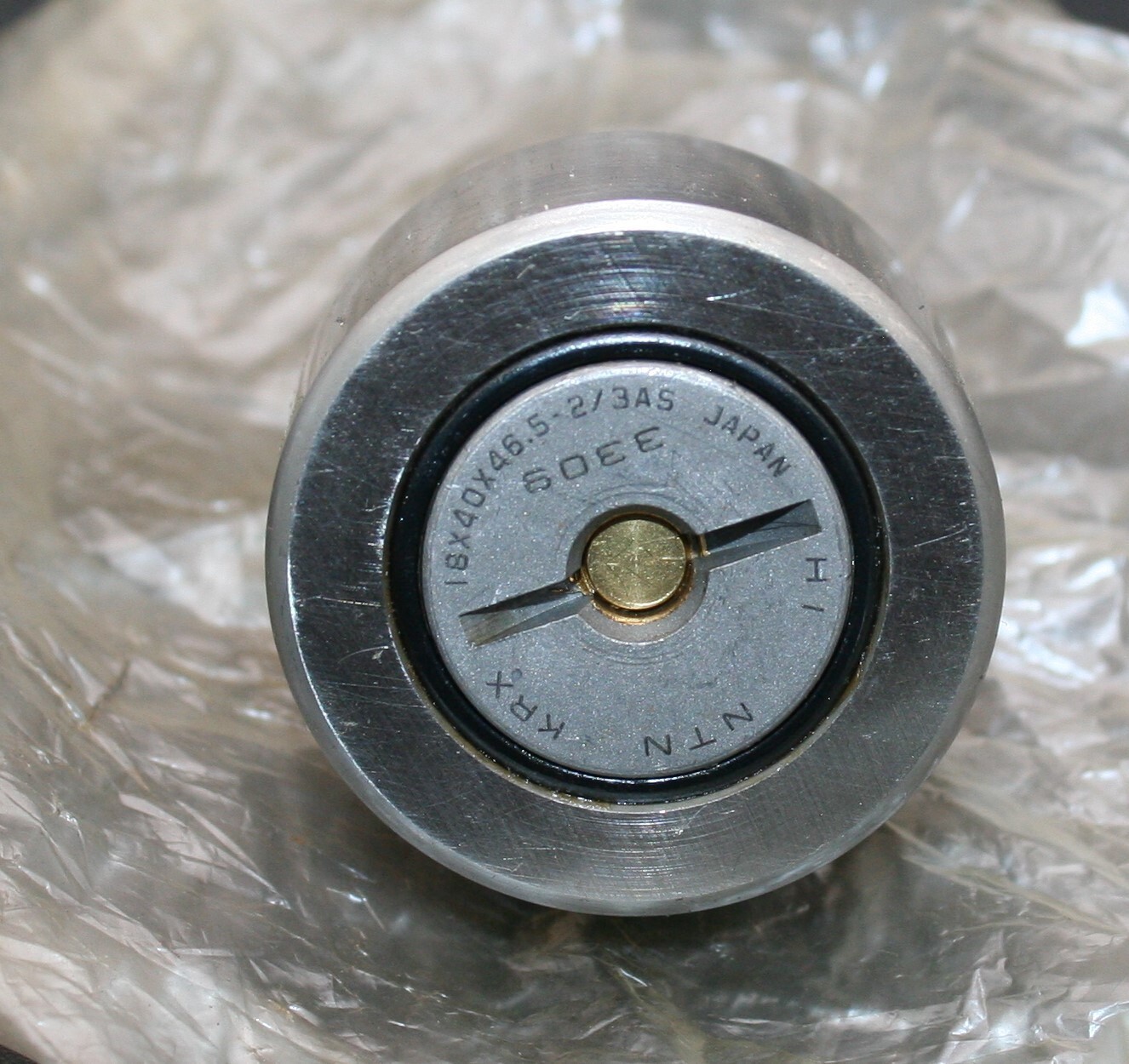 One (1) NTN KRX18X40X46.5-2/3AS 3309 Cam Follower for Pallet Changer Komori NEW