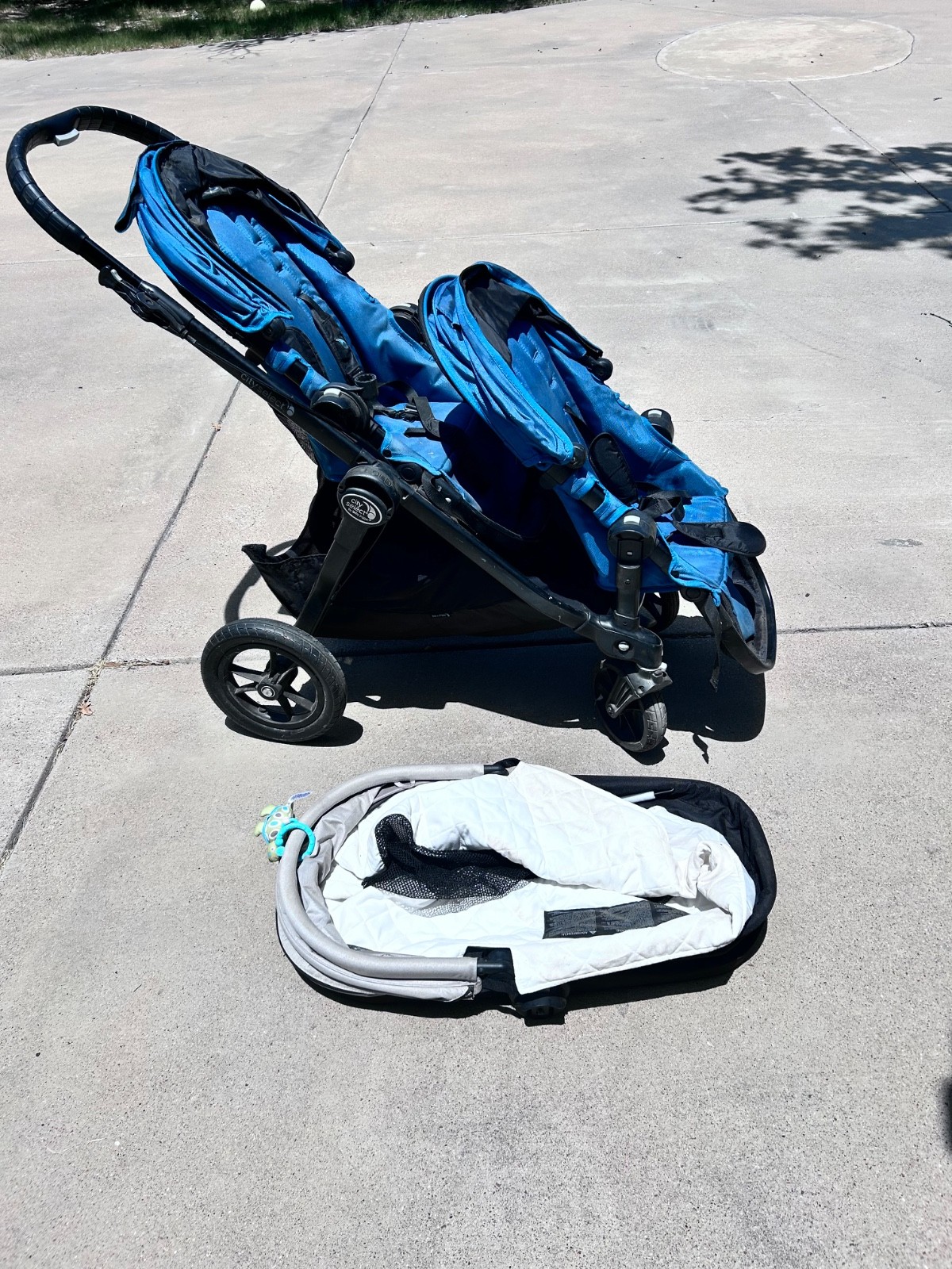 baby jogger city select double stroller. Blue. Bassinet attachment.