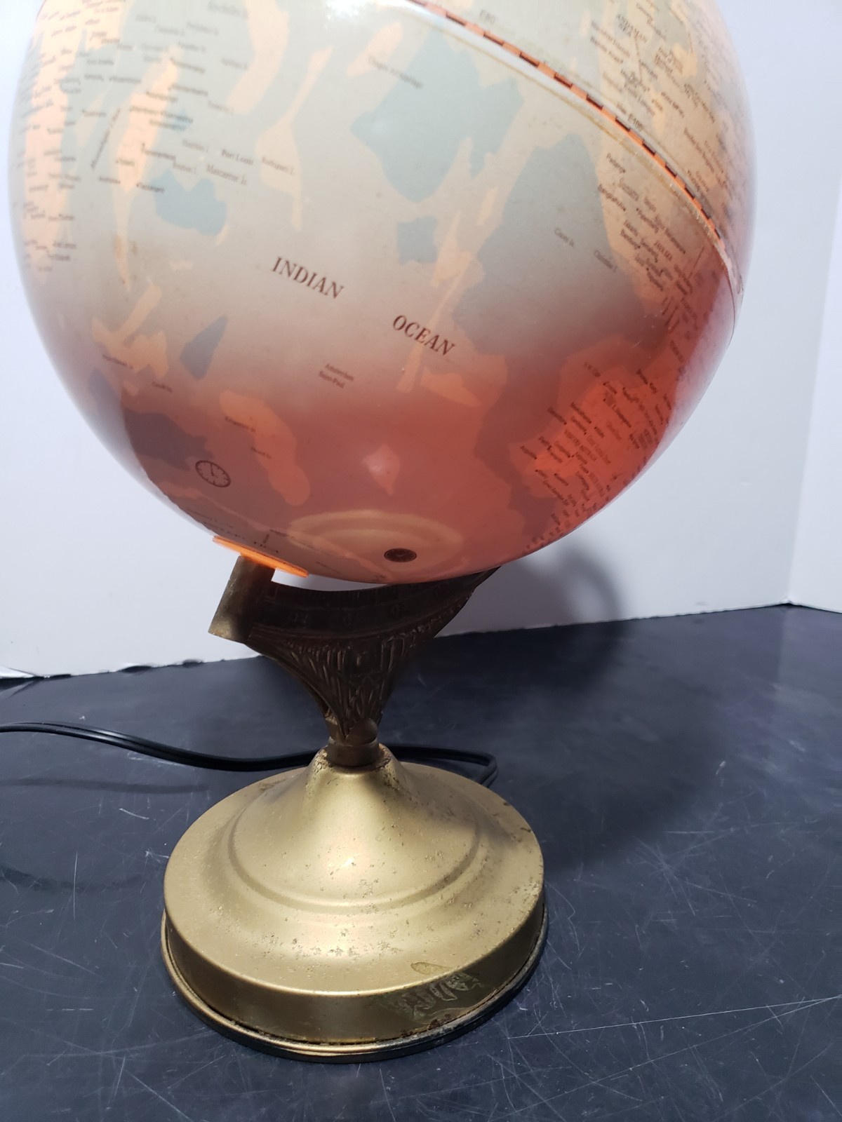 Vintage Fucashun Lighted Globe Lamp Touch Light