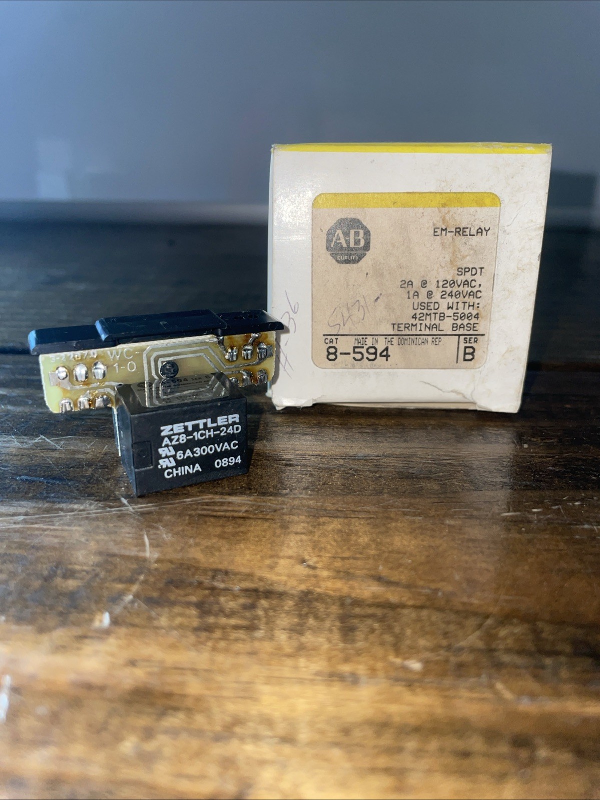 Allen Bradley 8-594