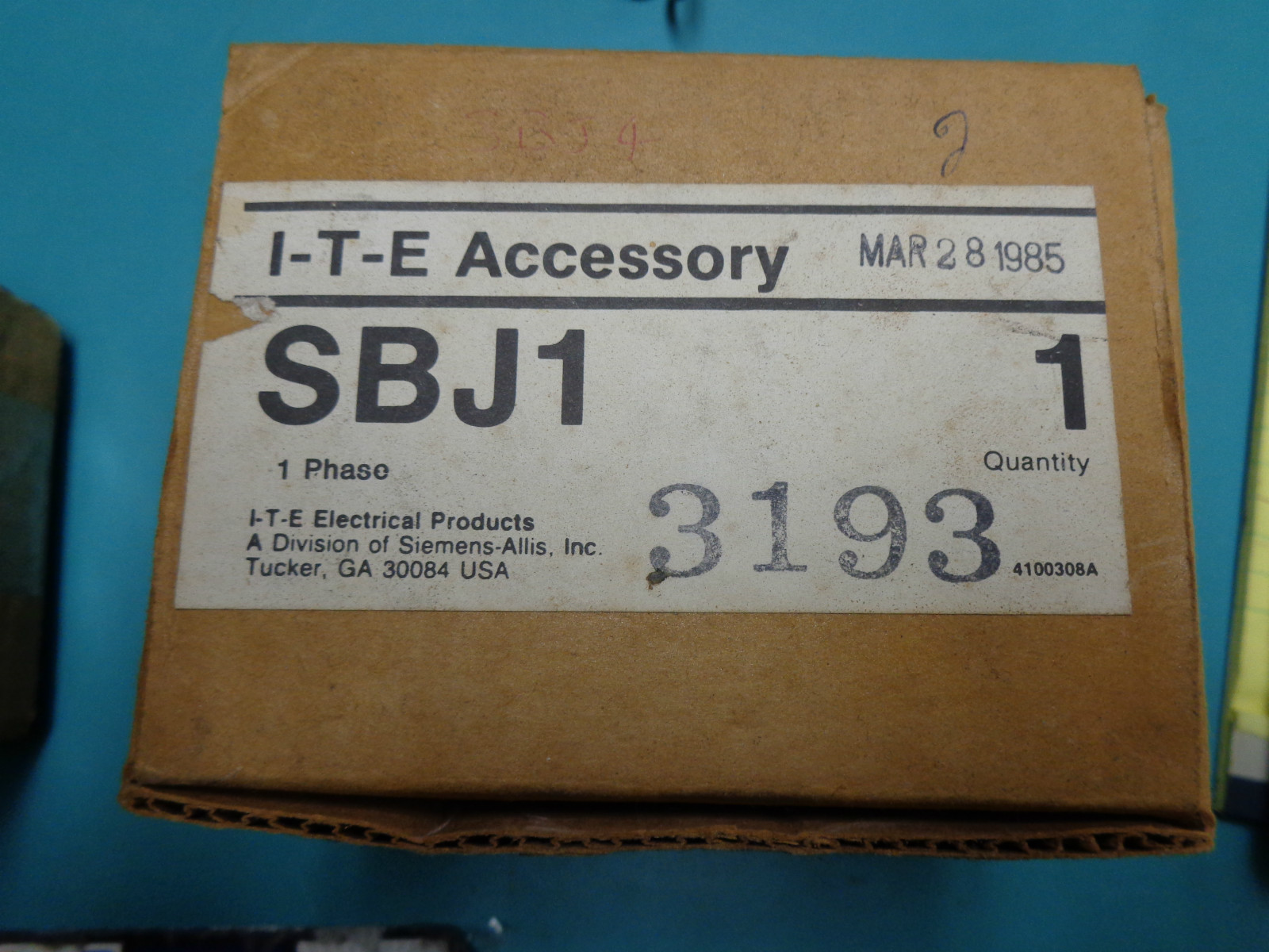 BRAND NEW IN BOX SIEMENS ITE MODULAR METERING COUPLING CAT# SBJ1