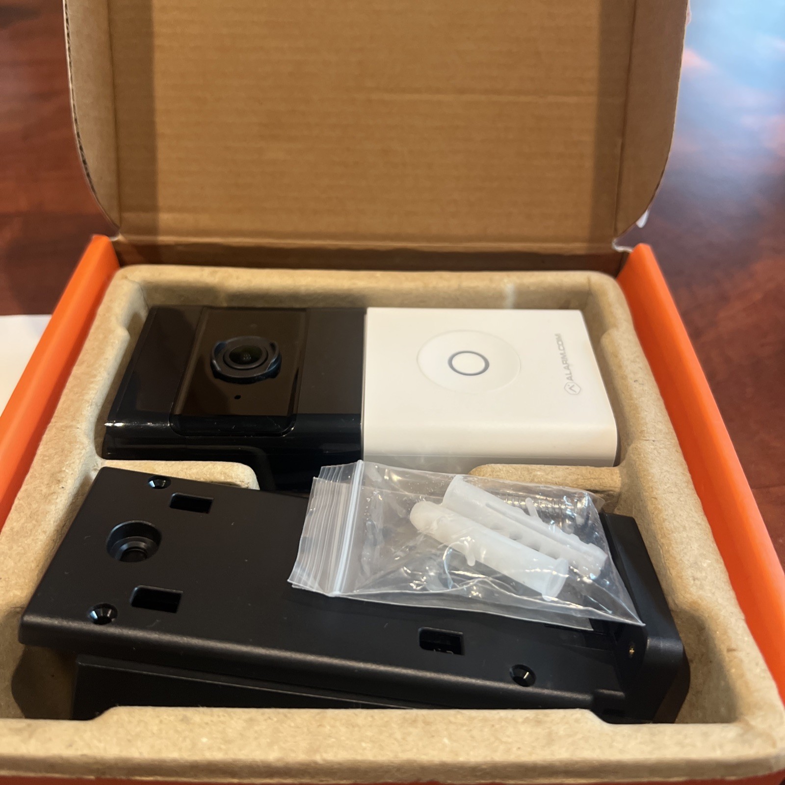 Alarm.com Smart Wireless Doorbell Chime Kit ADC-VDB780B
