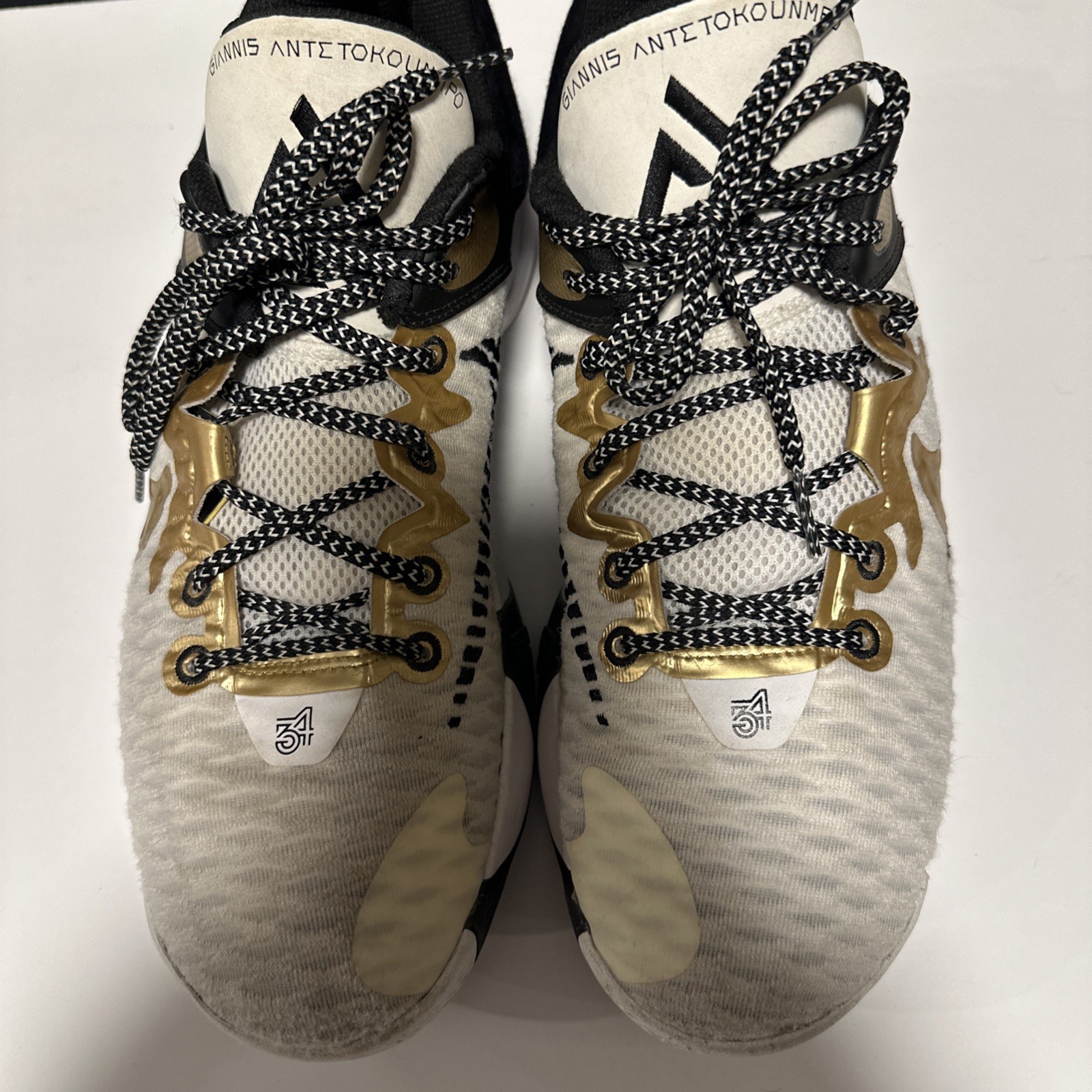 Nike Giannis Immortality Championship Size 10.5 White Gold CZ4099-100 Basketball