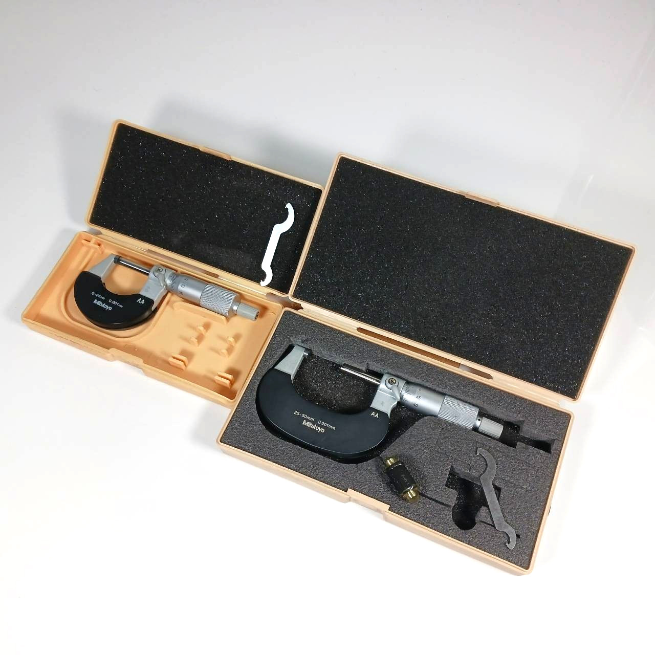 Mitutoyo Outside Micrometer M320-25AA  M320-50AA Set 0-25mm 25-50mm Japan BA197T