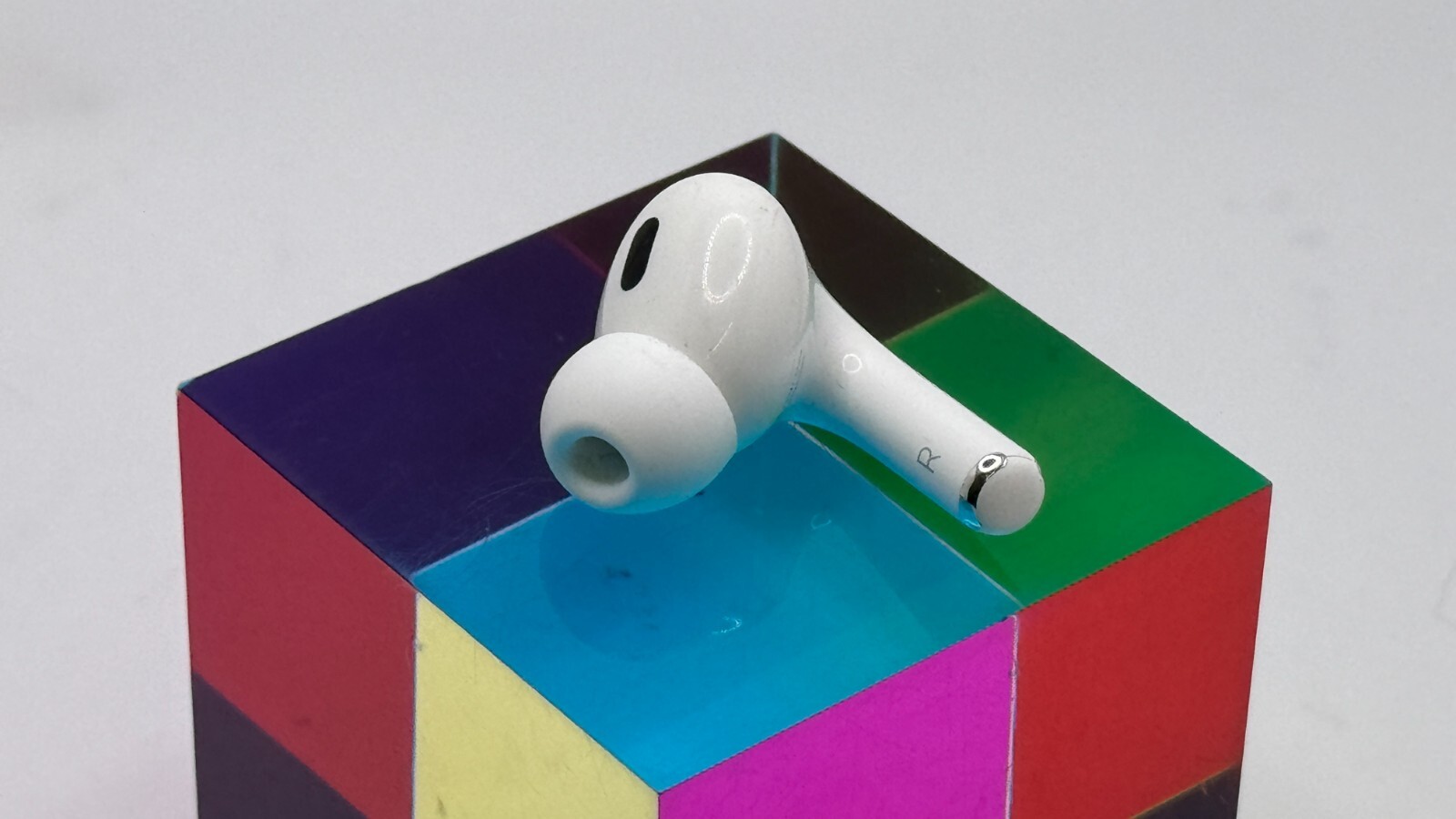 Apple AirPods Pro 2nd Generation USB-C OEM Replacement Right Side A3047 (R)