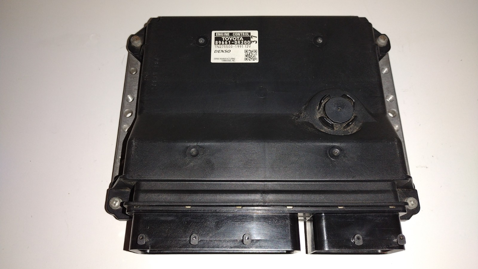 2011-2012 Toyota RAV4 2.5L ECM/ECU computer module 89661-0R300